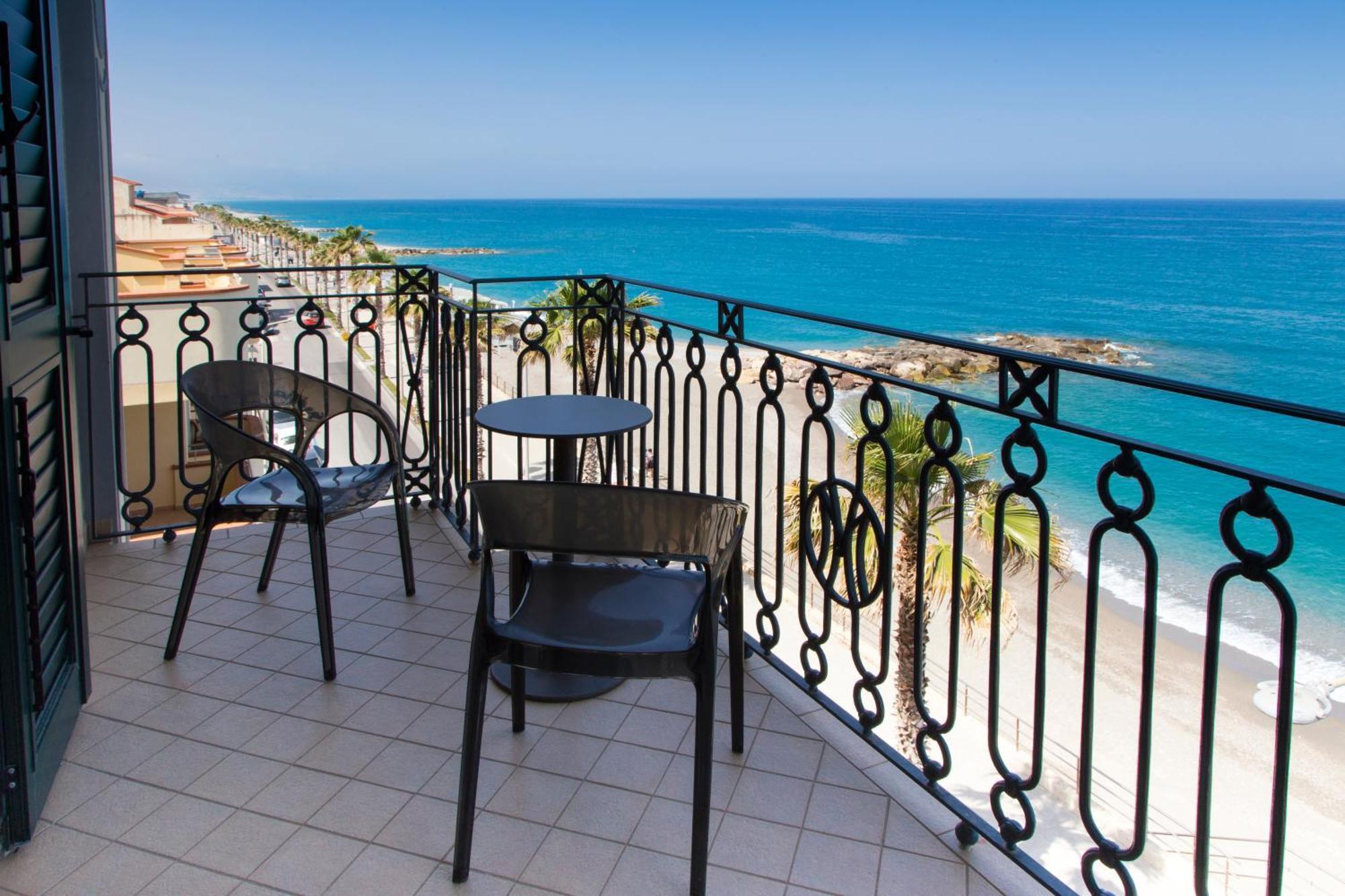 Hotel Il Mulino Capo dʼOrlando Zewnętrze zdjęcie