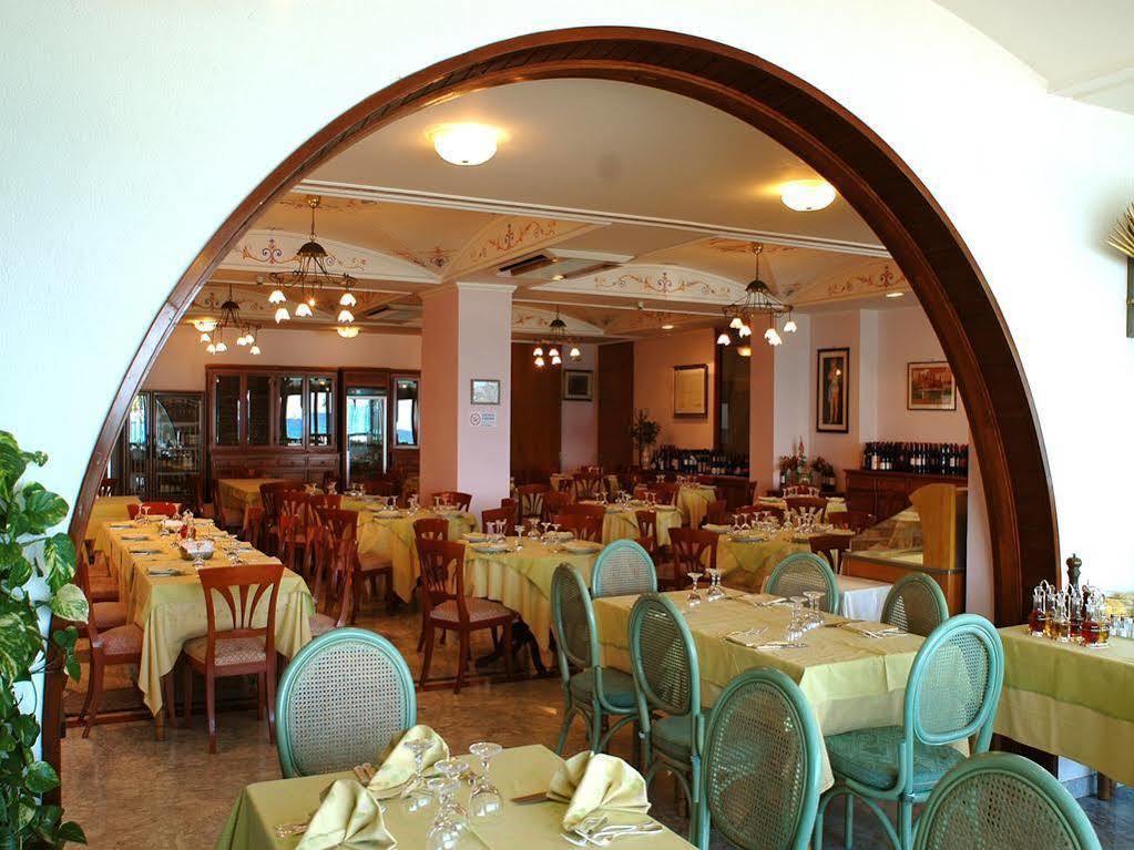 Hotel Il Mulino Capo dʼOrlando Zewnętrze zdjęcie